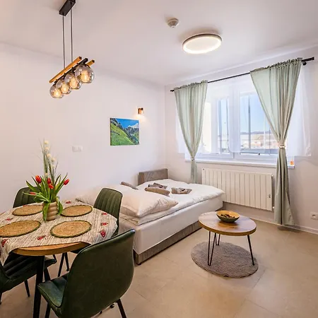 Sky Tatry 아파트 *